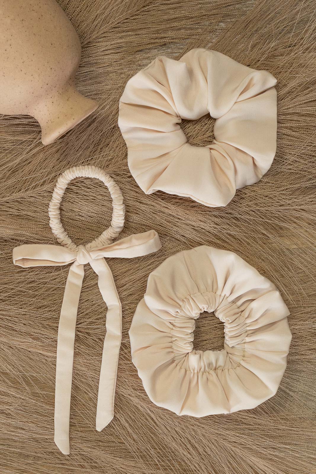 Vanilla Frost Scrunchie Set |