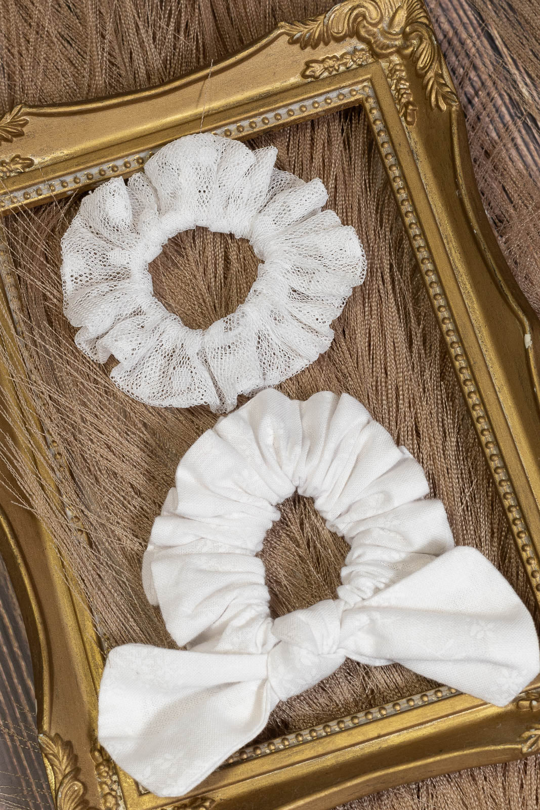 First Snow Scrunchie Set |